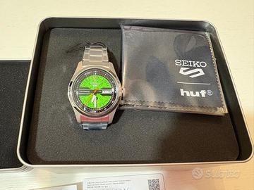 Seiko 5 Sports Huf Green Limited edition SRPM09