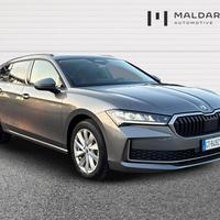 SKODA Superb Wagon 2.0 tdi Selection 150cv dsg