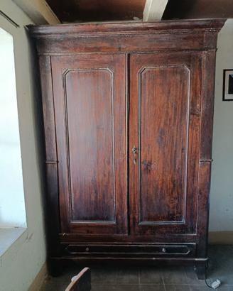 Armadio in legno primi del '900