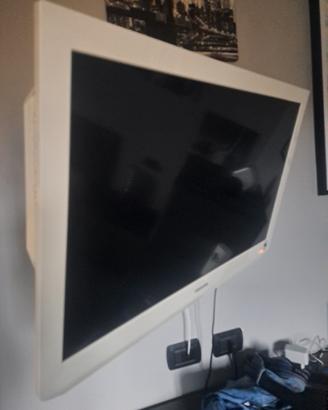 tv 32 pollici bianco non start tv