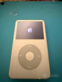 iPod 5ª Generazione - 60GB qualche segno di usura.