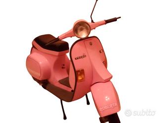 Vespa rosa Vendita in Moto e scooter