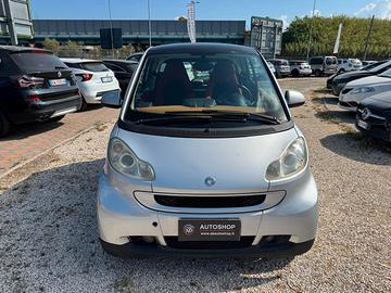 SMART - Fortwo - 1000 52 kW coupé limited two - NE