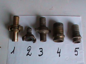 Raccordi in ottone per tubo gomma nuovo ed usato