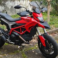 Ducati hypermotard 821