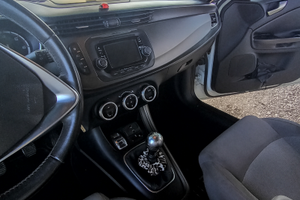 Alfa Romeo Giulietta 1.6 105 cv