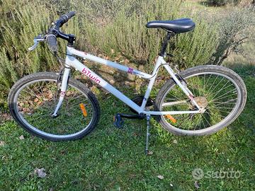 Bicicletta Rockrider 5.0