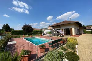 VILLA SINGOLA A CASTELL'ALFERO