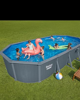 Piscina nuova