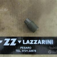 Perno moto guzzi v65