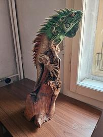 Iguana statua collezzionismo