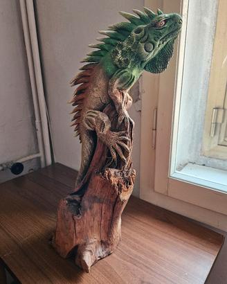 Iguana statua collezzionismo
