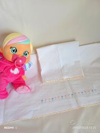 lenzuolino bebè lettino fiori ricamati Primizie 