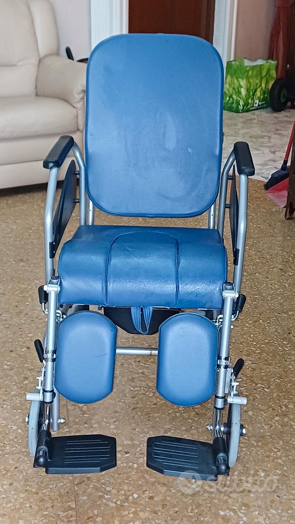 sedia comoda per anziani o disabili - Arredamento e Casalinghi In vendita a  Roma