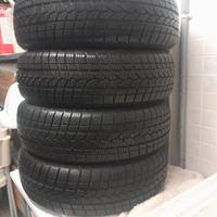 Gomme  macchina