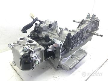 PIAGGIO VESPA GTS SUPER ABS KM 0 300 BLOCCO MOTORE