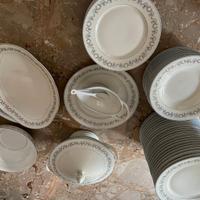Servizi Antichi di Piatti e Caffè/Te