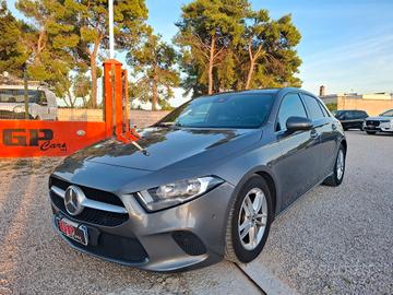 Mercedes A 180 d Auto.*LED*CAMERA*RADAR