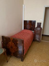 Camera singola vintage in radica Letto + comodino