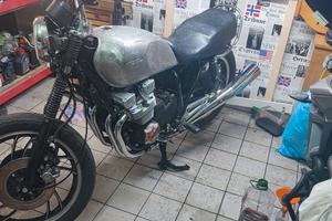 Yamaha XJ550 
