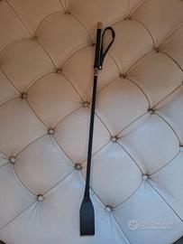 frustino equitazione