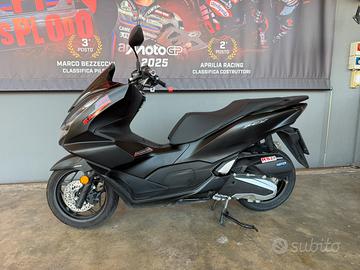 Honda PCX 125 anno 2024