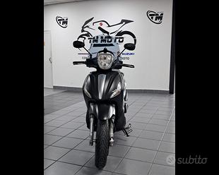 Beverly 300 nero Vendita in Moto e scooter