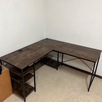 Scrivania a L con ripiani color "Marrone Rustico"