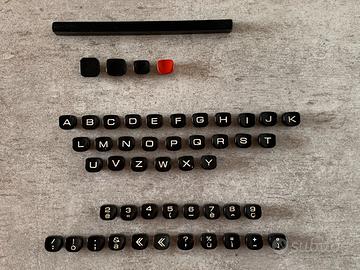 Tasti macchina per scrivere Olivetti Valentine