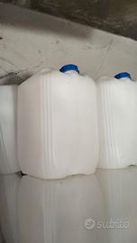 Taniche in plastica da 20 litri