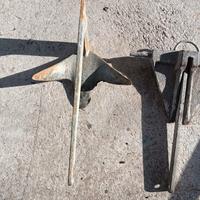  2 ancore, una trefoil e una danforth 5kg