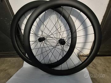 Ruote BDC 28" carbonio h45mm