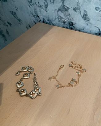 Coppia di braccialetti di bigiotteria
