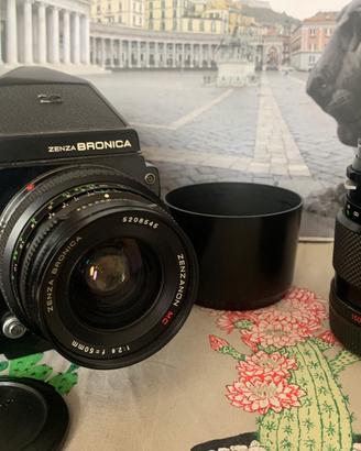 Zenza Bronica etr con obiettivi
