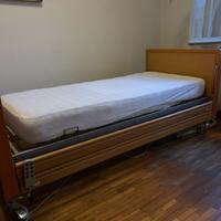 Letto ortopedico elettrico per anziani