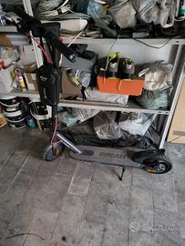 Monopattino ducati pro evo 1