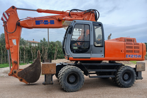 Hitachi EX215W