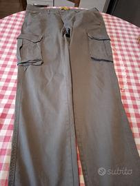 Pantaloni lunghi con tasconi OVS