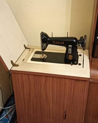Macchina da cucire 