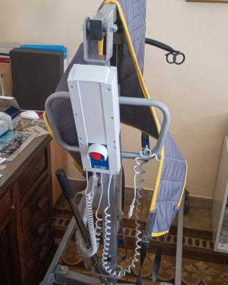 SOLLEVATORE ELETTRICO PER MALATI / DISABILI 