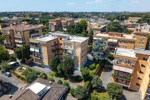 3 LOCALI A ROMA