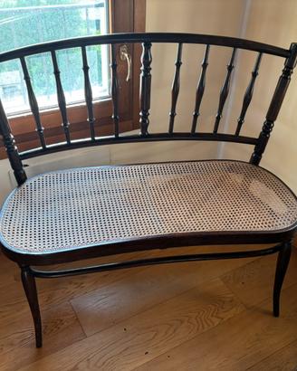 Panca stile Thonet con seduta in paglia di Vienna
