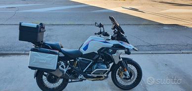moto BMW GS 1250 R