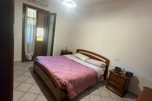 Ampio trivano al piano terra