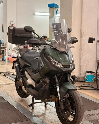 Honda xadv 750 
