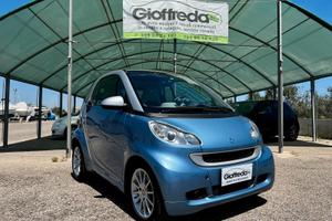 Smart ForTwo 1000 52 kW MHD coupé passion