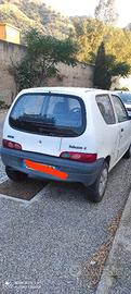 vendersi fiat 600 cilindrata 1.100