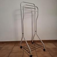 Servomuto anni 80 in metallo, pari al nuovo.