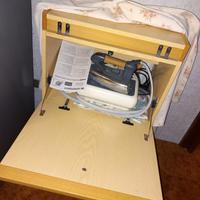 mobile Stirella con ferro da stiro