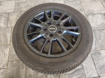 Cerchi in lega neri MAK 15" con pneumatico termico